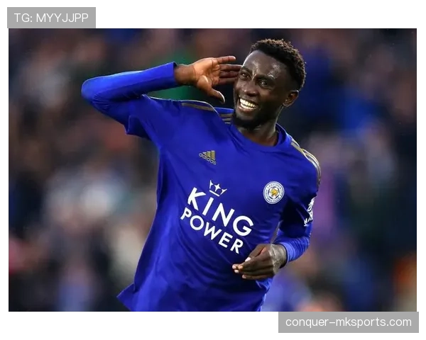 恩迪迪助力英超赛场，稳健发挥备受期待