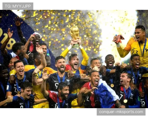 法国队双冠加冕,开启世界杯历史新篇章 法国队双冠加冕,开启世界杯历史新篇章