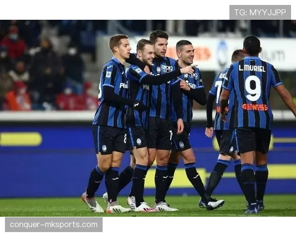 穆里尼奥战术再现精妙站位,球队防守与进攻平衡表现稳健 穆里尼奥战术再现精妙站位,球队防守与进攻平衡表现稳健